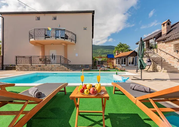 Cozy In With Sauna 펜션 *